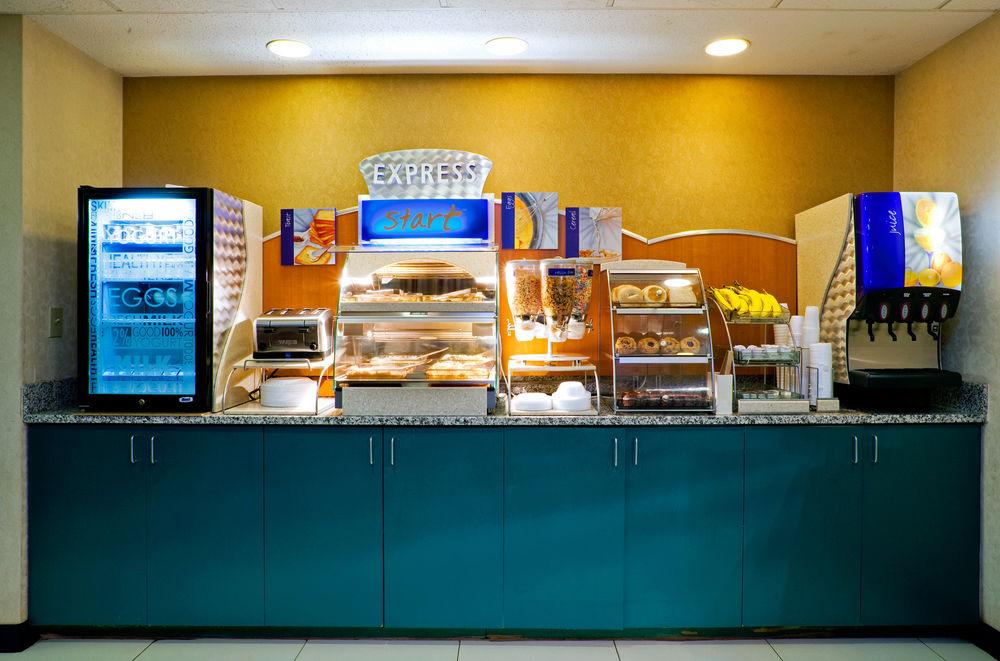 Holiday Inn Express Hillsborough-Durham Area By Ihg Esterno foto
