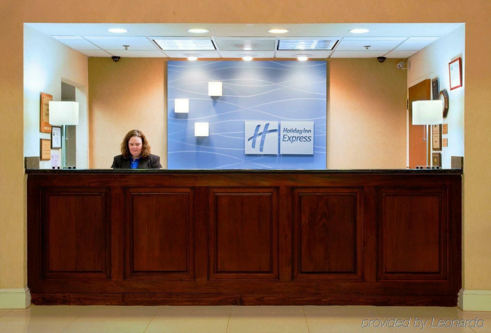 Holiday Inn Express Hillsborough-Durham Area By Ihg Esterno foto