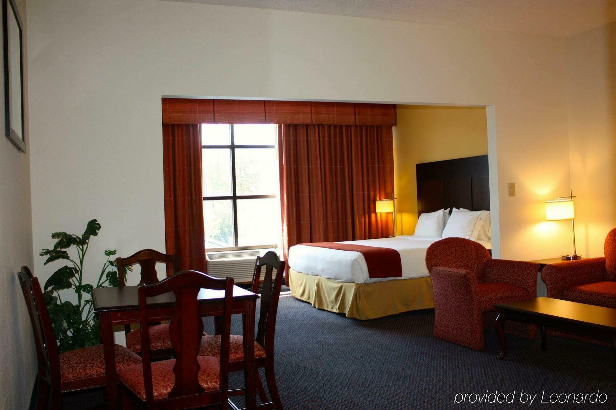 Holiday Inn Express Hillsborough-Durham Area By Ihg Esterno foto